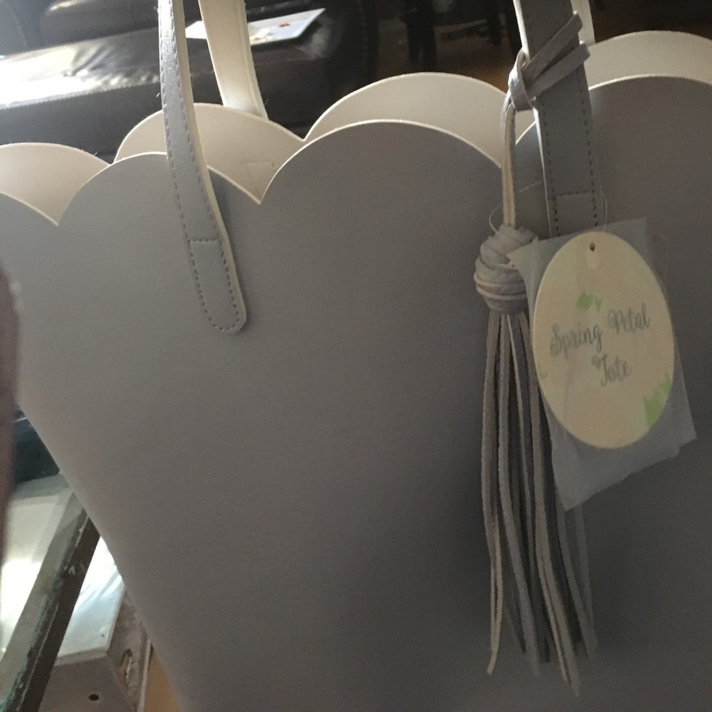 Lovely spring tote